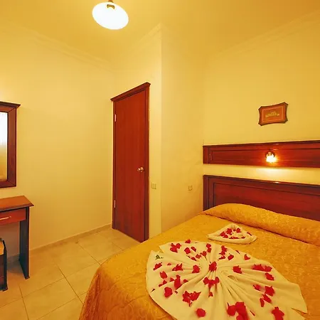 Pasahan Apart מרמריס